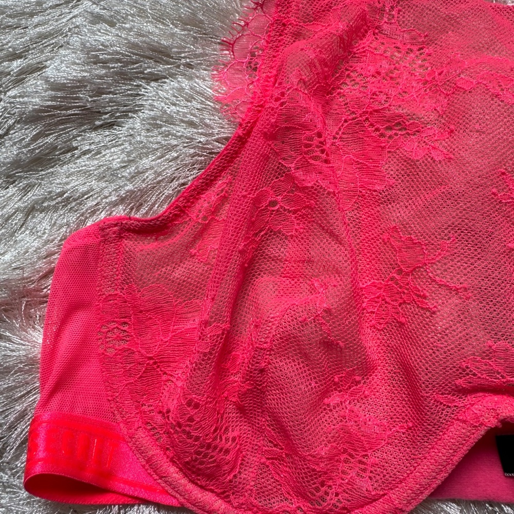 Victoria’s Secret Sexy Chantilly Unlined Bra - Picture 4 of 9